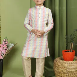 TABARD Boys Geometric Printed Band Collar Regular Pure Cotton Kurta With Trousers-18