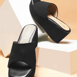 DressBerry Wedge Heeled Sandals-44