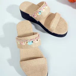 SAPATOS Embellished Wedge Sandals-35