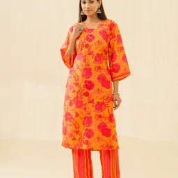 Ishin Floral Printed Regular Cotton Kurta with Palazzos-49