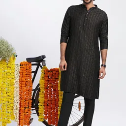 KISAH Checked Mandarin Collar Regular Kurta with Trousers-image-96