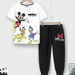YK Disney Boys Printed T-shirt with Trousers-image-65