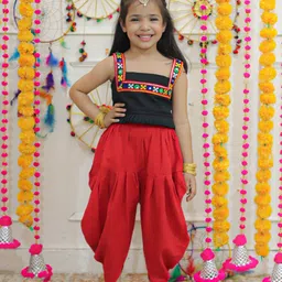 BownBee Girls Shoulder Straps Pure Cotton Top with Dhoti Pants-image-67