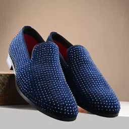 House of Pataudi Men Studded Embellished Lightweight Comfort Insole Velvet Basics Loafers-image-37