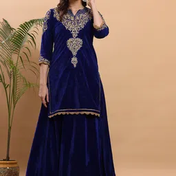 KAANCHIE NANGGIA Women Blue Floral Embroidered Kurta with Skirt-image-66