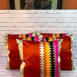 Pink Parrot Red & Gold-Toned 5 Pieces Geometric Printed Square Cushion Covers-image-58