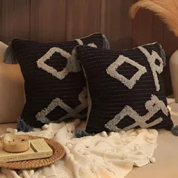 BELLA TRUE Black & White 2 Pieces Geometric Square Cushion Covers-42