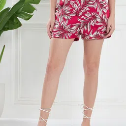 KASSUALLY Women Red Floral Printed High-Rise Shorts-54
