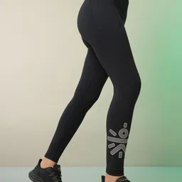 CULT Women Do It All Logo Print Tights With Pocket-picture-22
