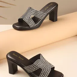Retro Walk Women Embellished Block Sandals-image-42