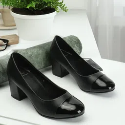 Carlton London Round Toe Block Heeled Pumps-17
