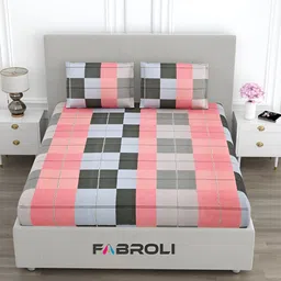FABROLI Red & Grey Geometric Cotton 300 TC Queen Bedsheet With 2 Pillow Covers-15