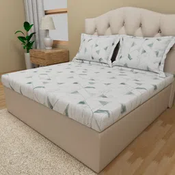 Himeya White & Green Geometric Cotton 180 TC Queen Bedsheet with 2 Pillow Covers-image-36