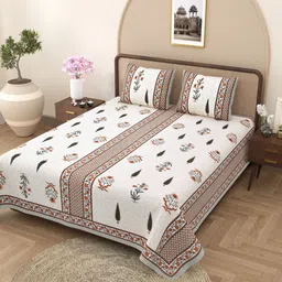 EasyGoods Gulmohar Orange & White Floral Cotton 210 TC King Bedsheet With 2 Pillow Covers-picture-2