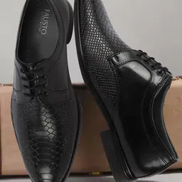 FAUSTO Men Textured Round Toe Formal Derbys-image-56