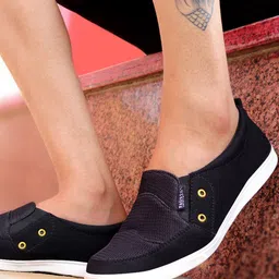 FAUSTO Men Black Slip-On Sneakers-image-42