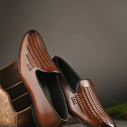 port Men Printed Slip-On Mojaris-image-79