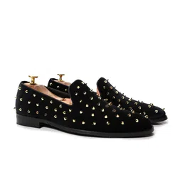 GRIFFIN Men Black Textured Slip-On Sneakers-picture-10