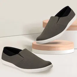 FAUSTO Men Grey Slip-On Sneakers-image-39