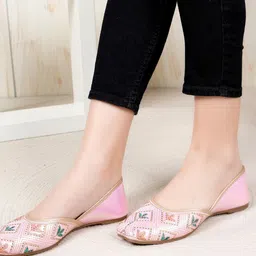 Anouk Embroidered Mojaris-image-93