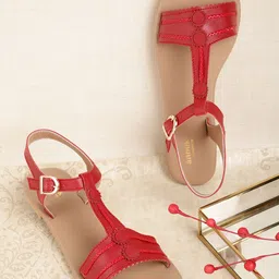 Anouk Women Braided Detail Handcrafted Ethnic Open Toe Flats-image-9