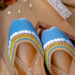NR By Nidhi Rathi Embroidered Ethnic Mojaris-image-31