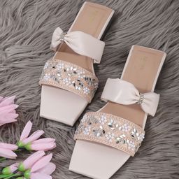 Anouk Cream-Coloured Embellished Ethnic Open Toe Flats-4