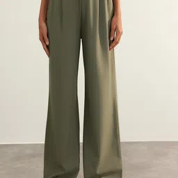 Trendyol Women Mid-Rise Pleated Parallel Trousers-image-32