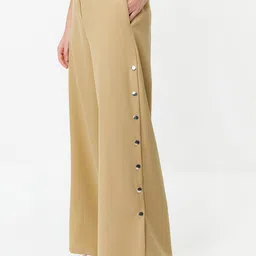 Trendyol Women Mid-Rise Parallel Trousers-image-11