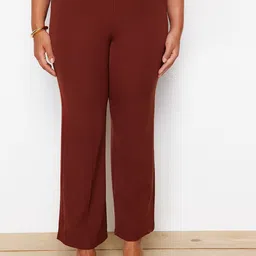 Trendyol Women Mid-Rise Parallel Trouser-image-68