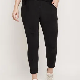 Camey Women Relaxed Slim Fit Mid-Rise Non Iron Corduroy Cropped Trousers-image-3