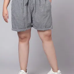 Indietoga Women Checked High-Rise Technology Shorts-picture-6