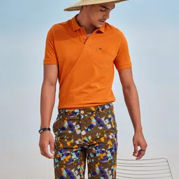 Red Flame Men Abstract Printed Mid Rise Shorts-image-1