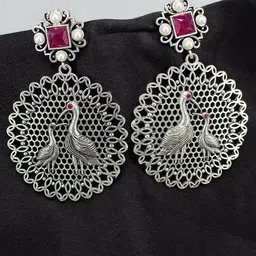 PRIVIU Animal Shaped Drop Earrings-31