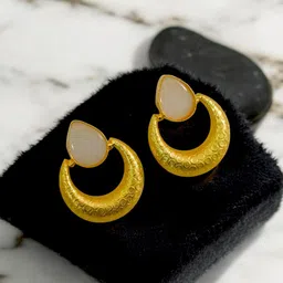 TISHUL JEWELS Gold-Plated Artificial Beads Crescent Shaped Drop Earrings-24