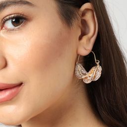 SOHI Gold-Toned Contemporary Hoop Earrings-15