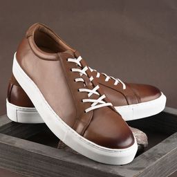 BLUBRD Men Colourblocked Leather Sneakers-image-65