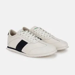 United Colors of Benetton Men Striped Leather Comfort Insole Sneakers-image-25