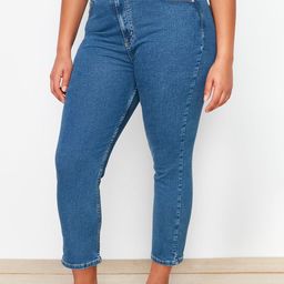 Trendyol Plus Size Women Clean Look Pure Cotton Cropped Jeans-image-74
