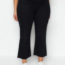 Trendyol Plus Size Women Clean Look Stretchable Cropped Jeans-image-66