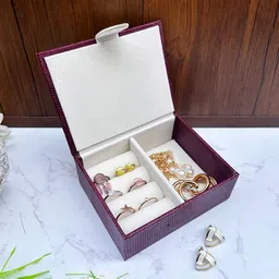 La Trove Maroon Set of 1 Regular Jewellery Organiser Organisers-37