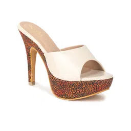VALIOSAA Cream-Coloured & Rust Textured Platform Sandals 5 Inch Heels-42