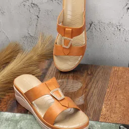 ICONICS Buckled Double Straps Flatform Heels-20