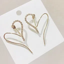 FIMBUL Heart Shaped Studs Earrings-image-54