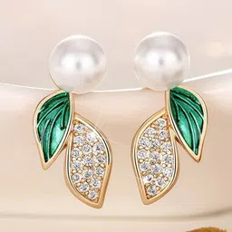 Krelin Gold-Plated Leaf Shaped Studs Earrings-12