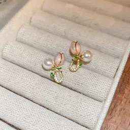 FIMBUL Gold-Plated Floral Pearl Studs Earrings-38