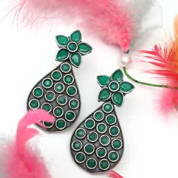 Ozanoo Silver Plated Floral Drop Earrings-4