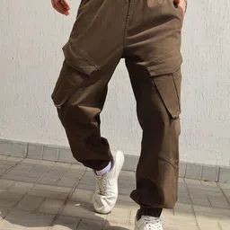 Hubberholme Men Relaxed Straight Leg Loose Fit Mid Rise Cotton Cargos Trousers-image-73