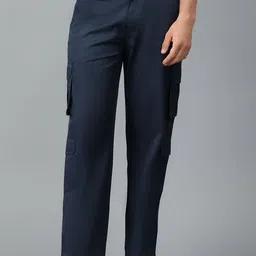 Kotty Men Relaxed Low-Rise Easy Wash Cargos Trousers-image-63