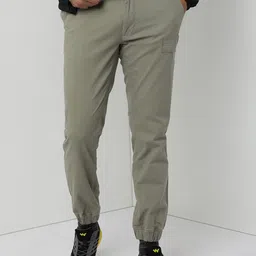 Wildcraft Men Relaxed Regula Fit Mid-Rise Wrinkle Free Joggers Trousers-picture-17